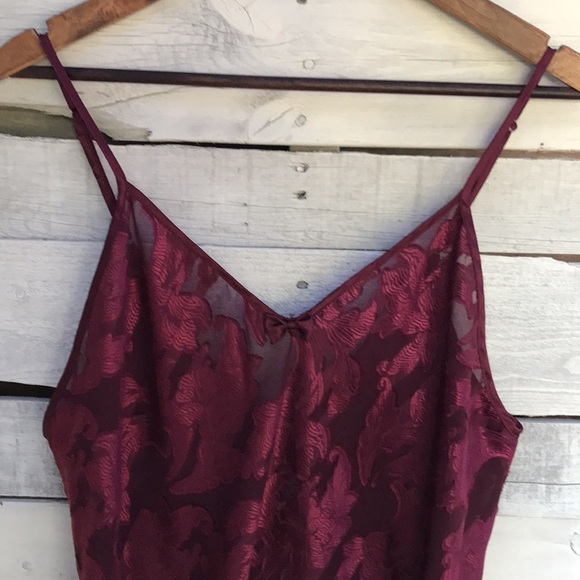 Frederick’s of Hollywood Lingerie Set Wine Lace Chemise & Kimono Sz 2X Bows - Picture 5 of 11